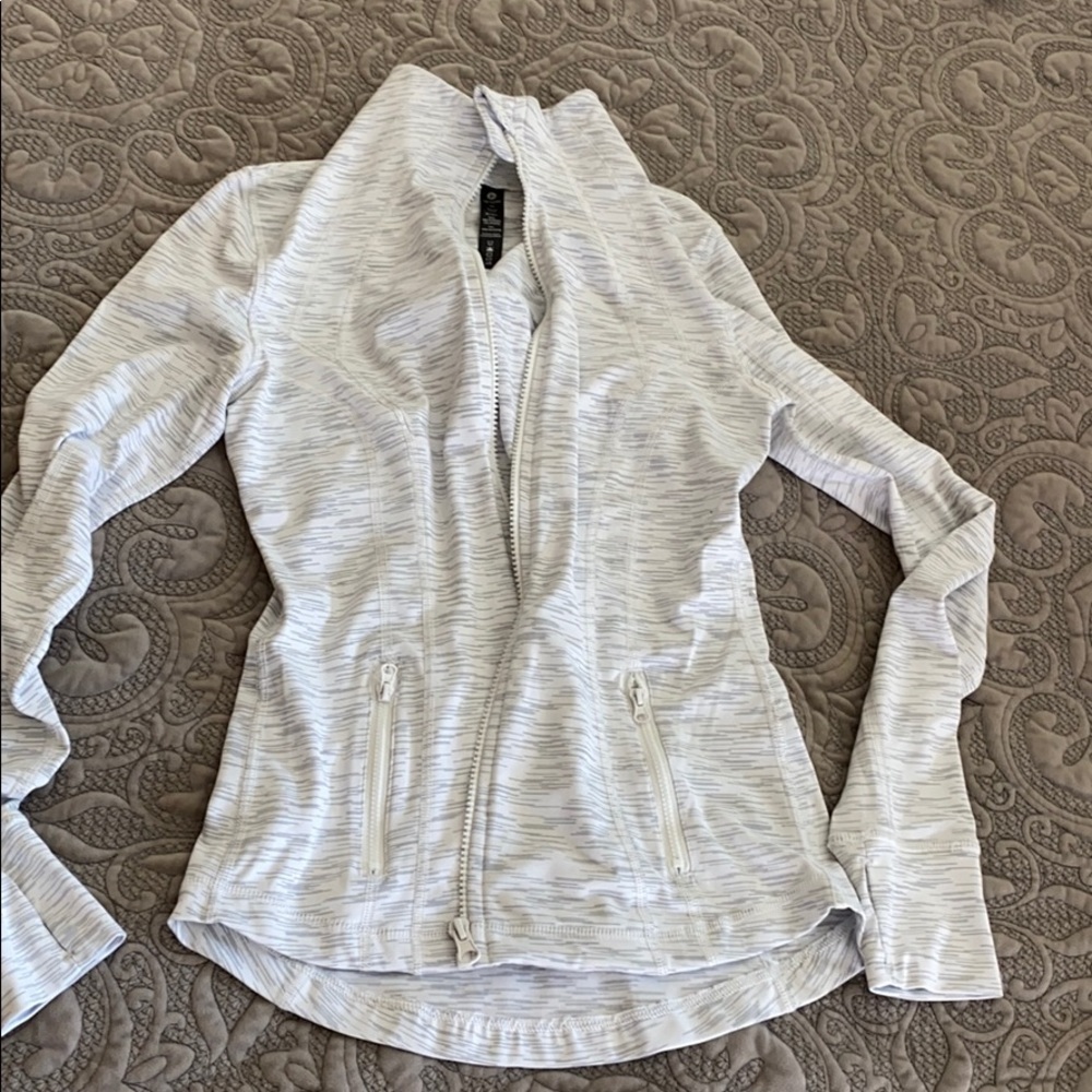 White zip up athletic jacket with thumb holes!